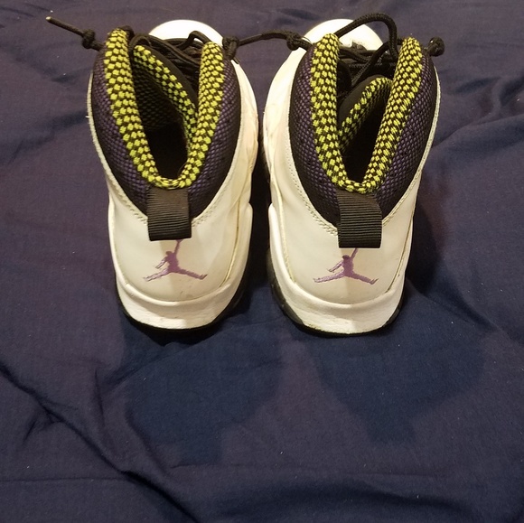 Air jordans - Picture 1 of 4